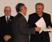 Prof. Fedor Malík a Lubomír Bárta předali diplom za nejlepší kolekci vín Patria Kobylí